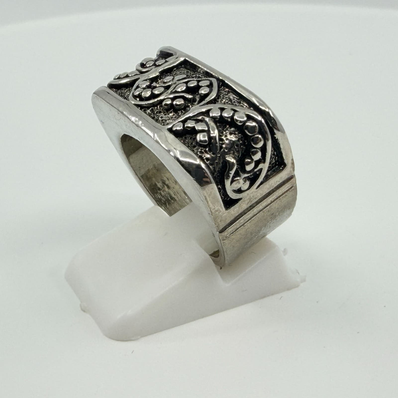 Vintage Silver Tone Ornate Scroll Filigree Wide Signet Band Ring Retro Statement - Thumbnail 4