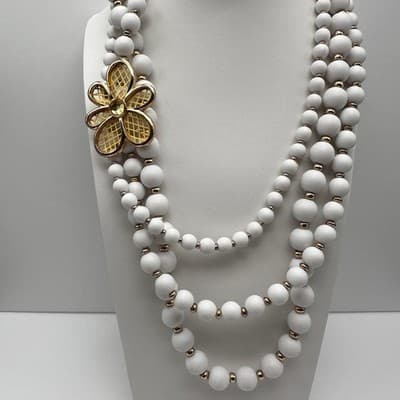Vintage Y2K Multi Strand White Bead Necklace Gold Tone Rhinestone Yellow Flower