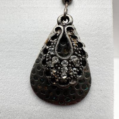 Vintage 90s Silver Tone Hammered Teardrop Earrings Rhinestone Dangle Women's - Thumbnail 2