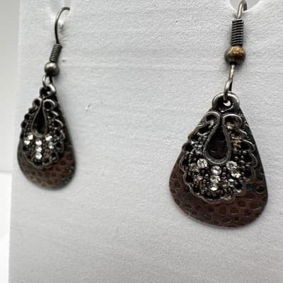 Vintage 90s Silver Tone Hammered Teardrop Earrings Rhinestone Dangle Women's - Thumbnail 4