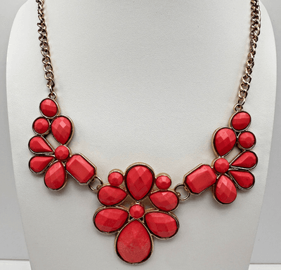 Vintage 90s Gold Tone Red Faceted Resin Flower Boho Necklace Women's Jewelry 90s