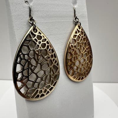 Vintage 90s Gold Tone Filigree Teardrop Dangle Earrings Boho Geometric Mesh - Thumbnail 2