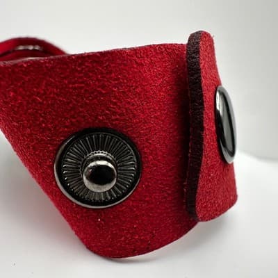 Vintage 90s Red Suede Cuff Bracelet Rhinestone Gunmetal Tone Women's Jewelry - Thumbnail 6
