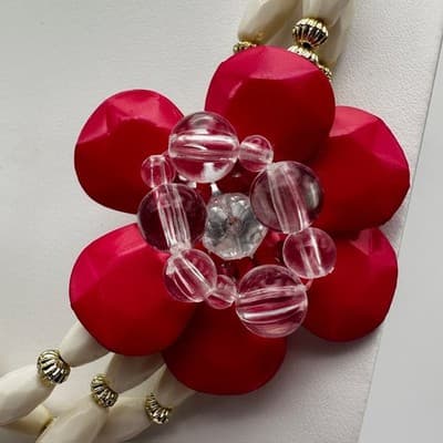 VTG 90s Red Flower Triple Strand White Bead Necklace Gold Tone Women's Jewelry - Thumbnail 5