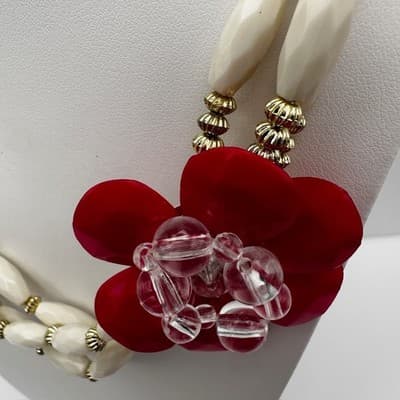 VTG 90s Red Flower Triple Strand White Bead Necklace Gold Tone Women's Jewelry - Thumbnail 6