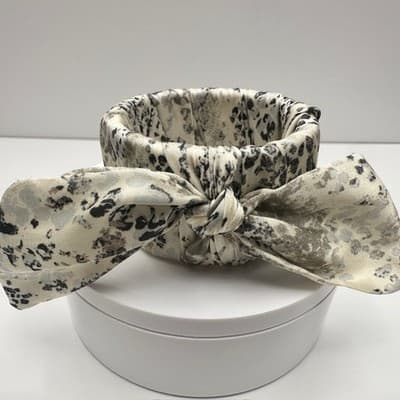 Vintage 90s Satin Leopard Print Bow Cuff Bracelet Cream & Black Fashion Jewelry - Thumbnail 2