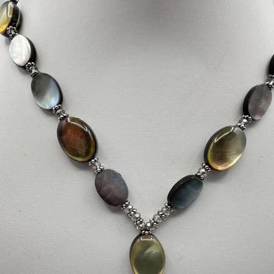 Vintage 80s Mother Pearl Leaf & Shell Bead Tassel Pendant Long Necklace Jewelry - Thumbnail 6