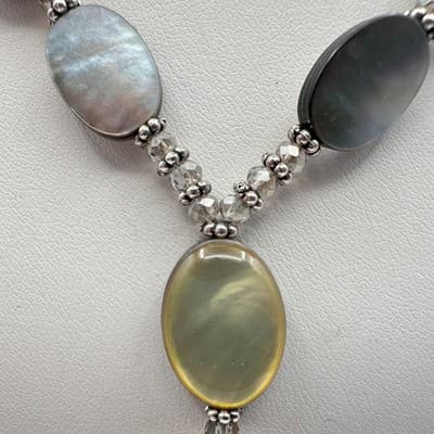 Vintage 80s Mother Pearl Leaf & Shell Bead Tassel Pendant Long Necklace Jewelry - Thumbnail 4
