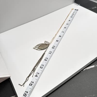 Vintage 90s Gold Tone Leaf Tassel Necklace Box Chain Boho Statement Pendant - Thumbnail 10