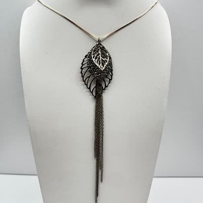 Vintage 90s Gold Tone Leaf Tassel Necklace Box Chain Boho Statement Pendant - Thumbnail 8