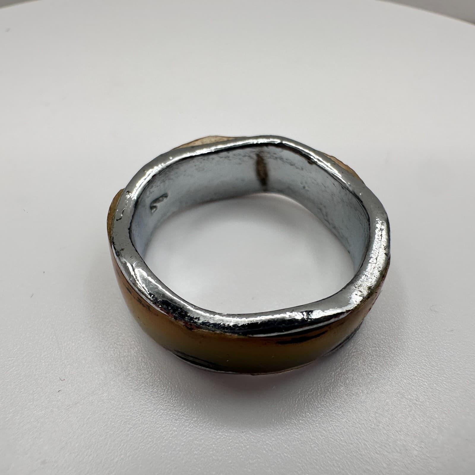 Vintage 90s Silver Tone Wavy Band Ring Brown Inlay Boho Modern Women's Jewelry