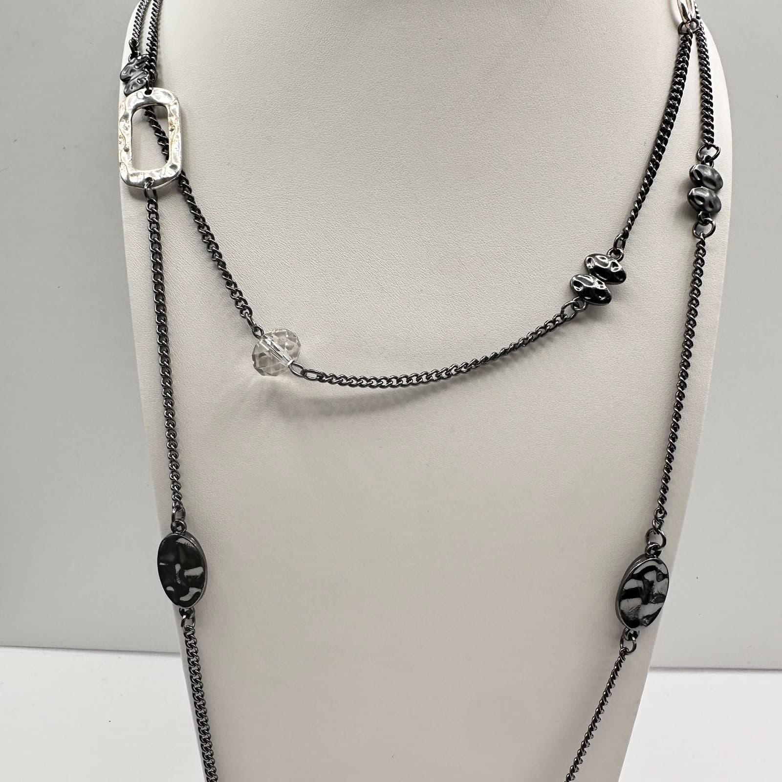 Vintage 80s Gunmetal Station Necklace Clear Beads Black Pendant Jewelry - Thumbnail 2