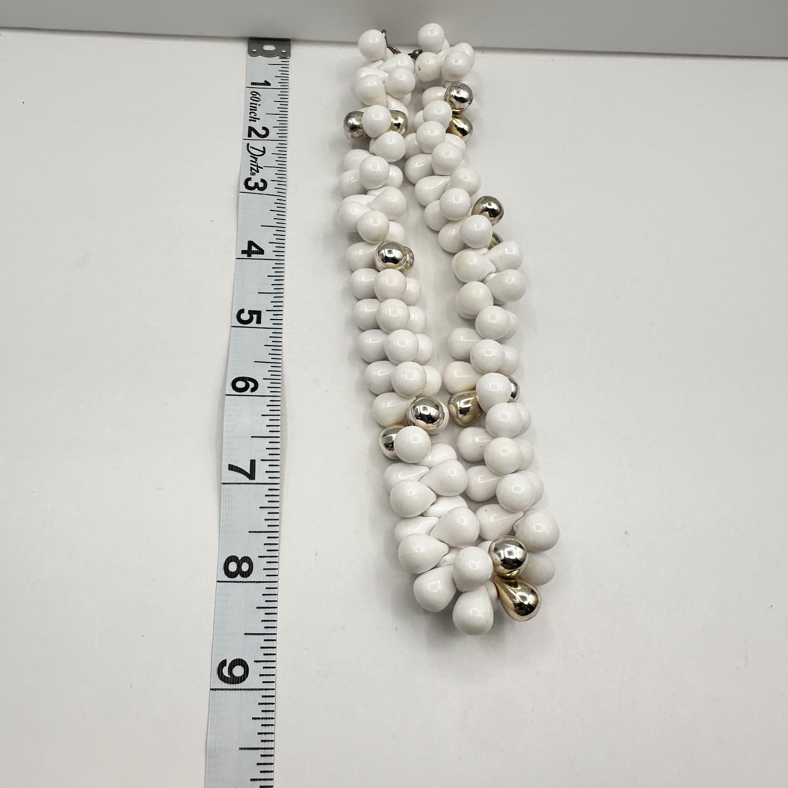 Vintage 80s White Teardrop Bead Necklace Gold Tone Accents Chunky Statement - Thumbnail 8