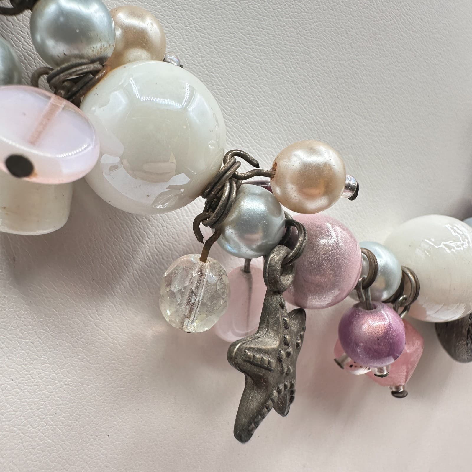 Vintage 90s Pink White Beaded Charm Necklace Drama Masks Starfish Silver Tone - Thumbnail 3