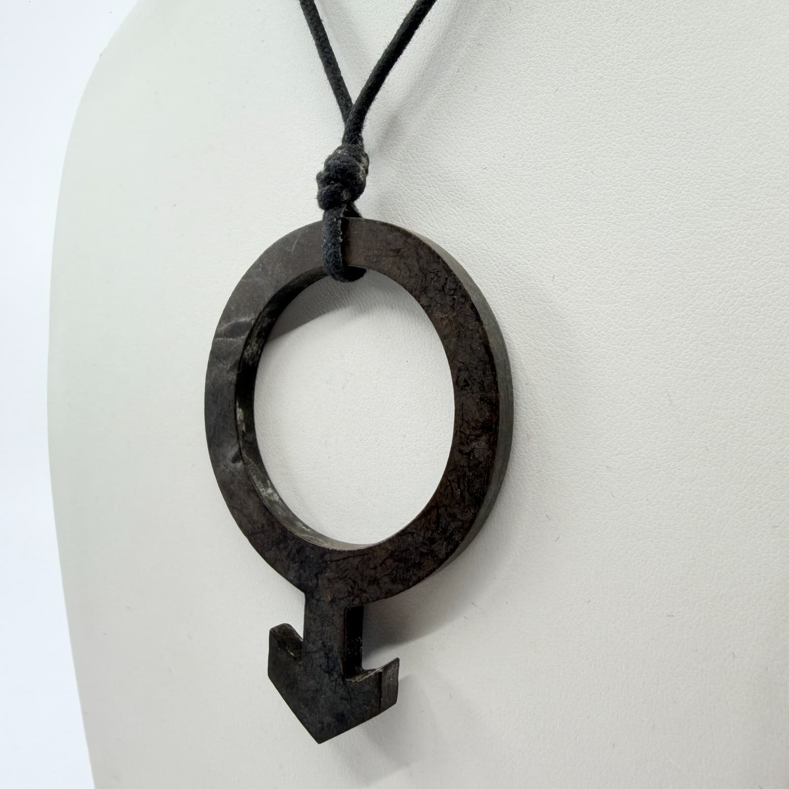 VTG Gothic Black Carved Wood Mars Male Symbol Pendant Necklace Statement Gift - Thumbnail 7