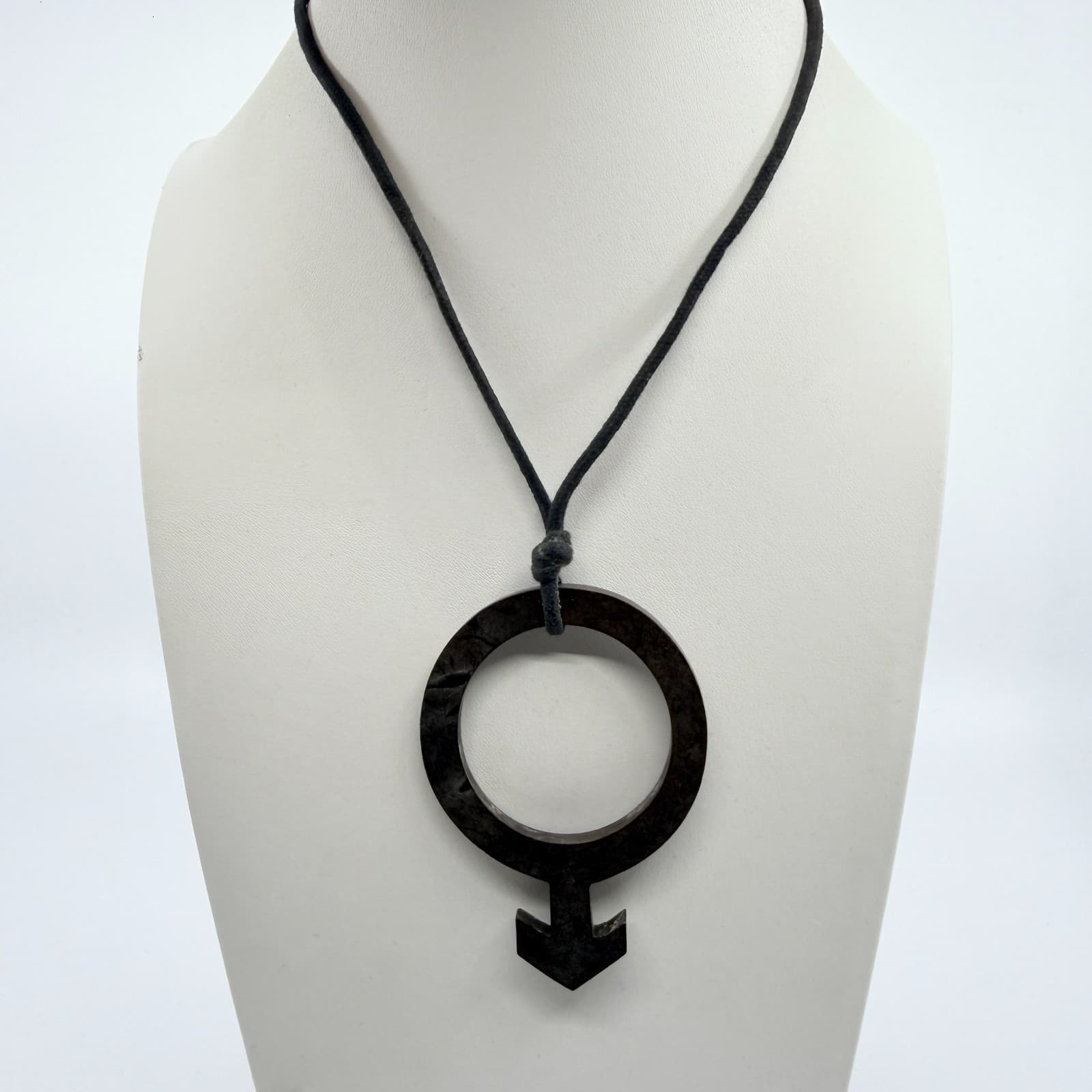 VTG Gothic Black Carved Wood Mars Male Symbol Pendant Necklace Statement Gift - Thumbnail 9