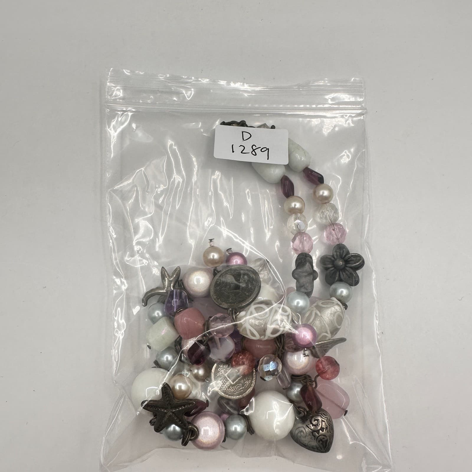 Vintage 90s Pink White Beaded Charm Necklace Drama Masks Starfish Silver Tone - Thumbnail 10