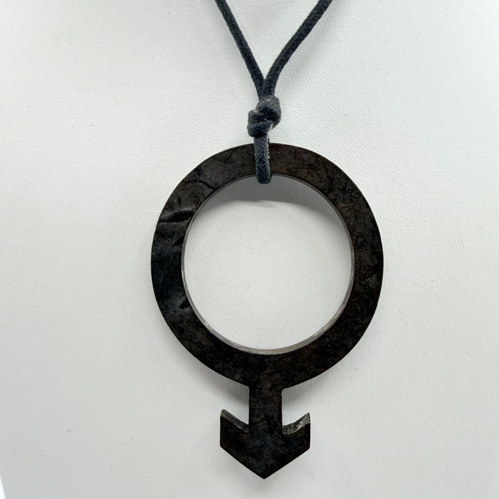 VTG Gothic Black Carved Wood Mars Male Symbol Pendant Necklace Statement Gift - Thumbnail 4