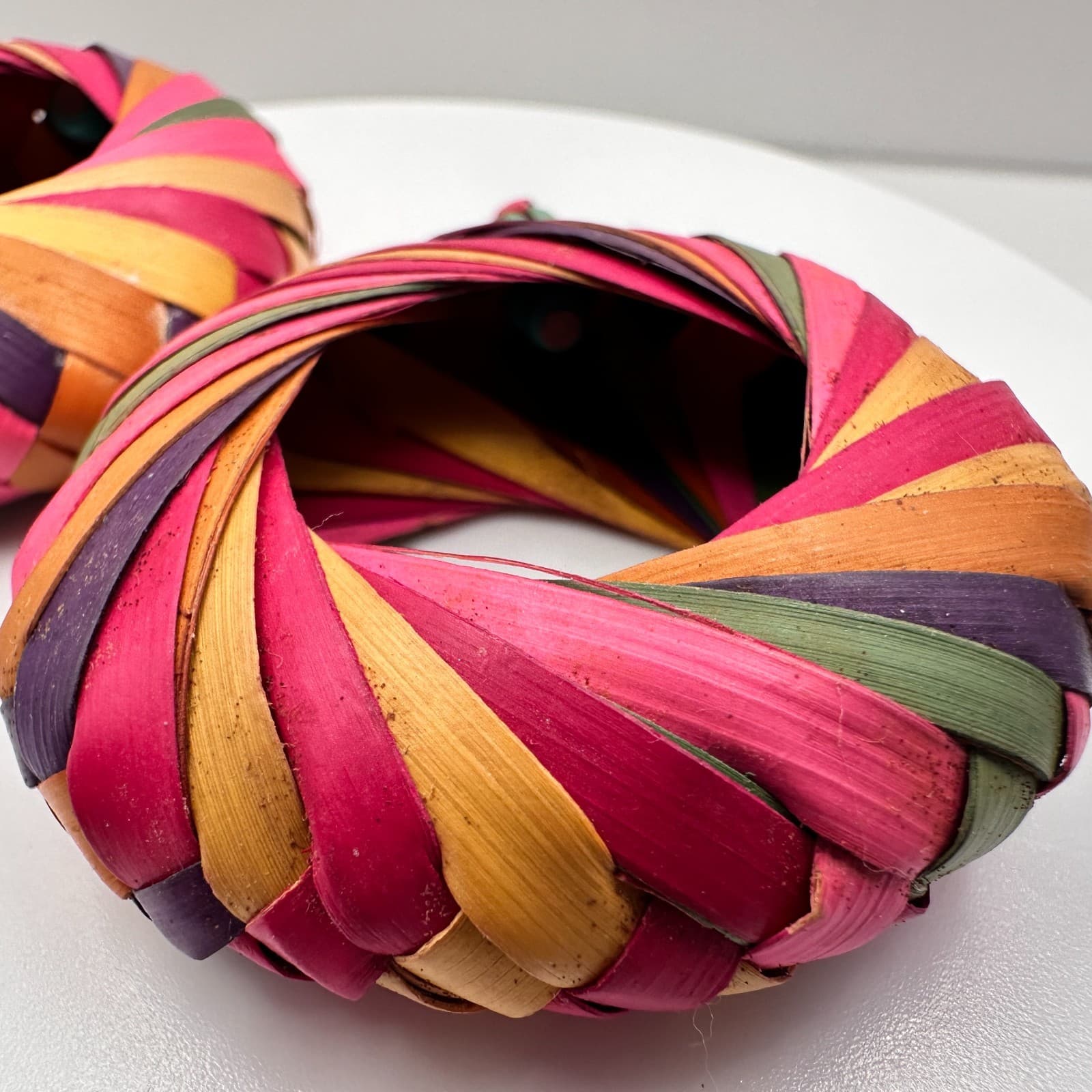 Vintage 90s Woven Straw Hoop Earrings Multi Color Boho Tropical Women's Jewelry - Thumbnail 4