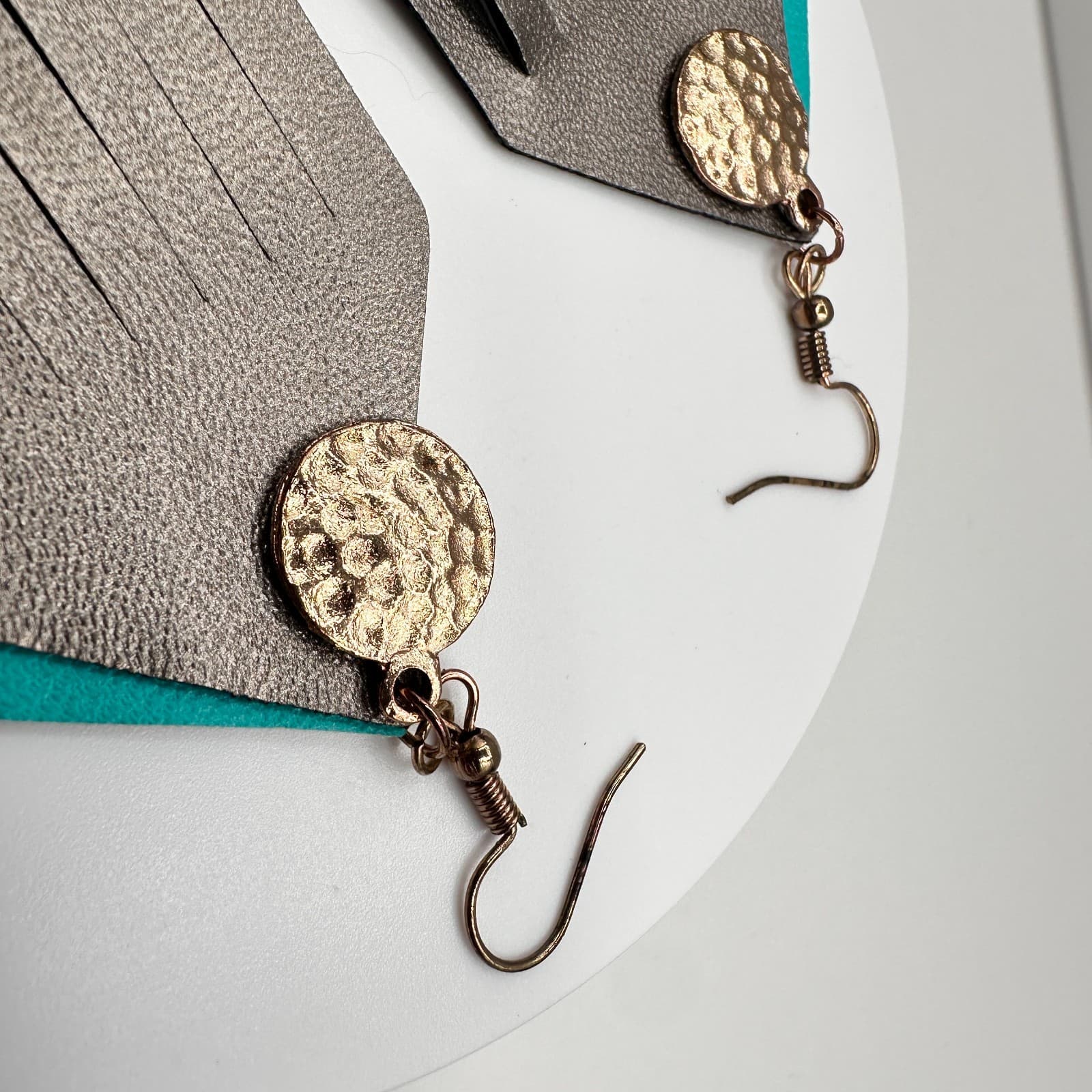 Vintage 90s Faux Leather Fringe Earrings Teal Pewter Gold Tone Hammered Jewelry - Thumbnail 3