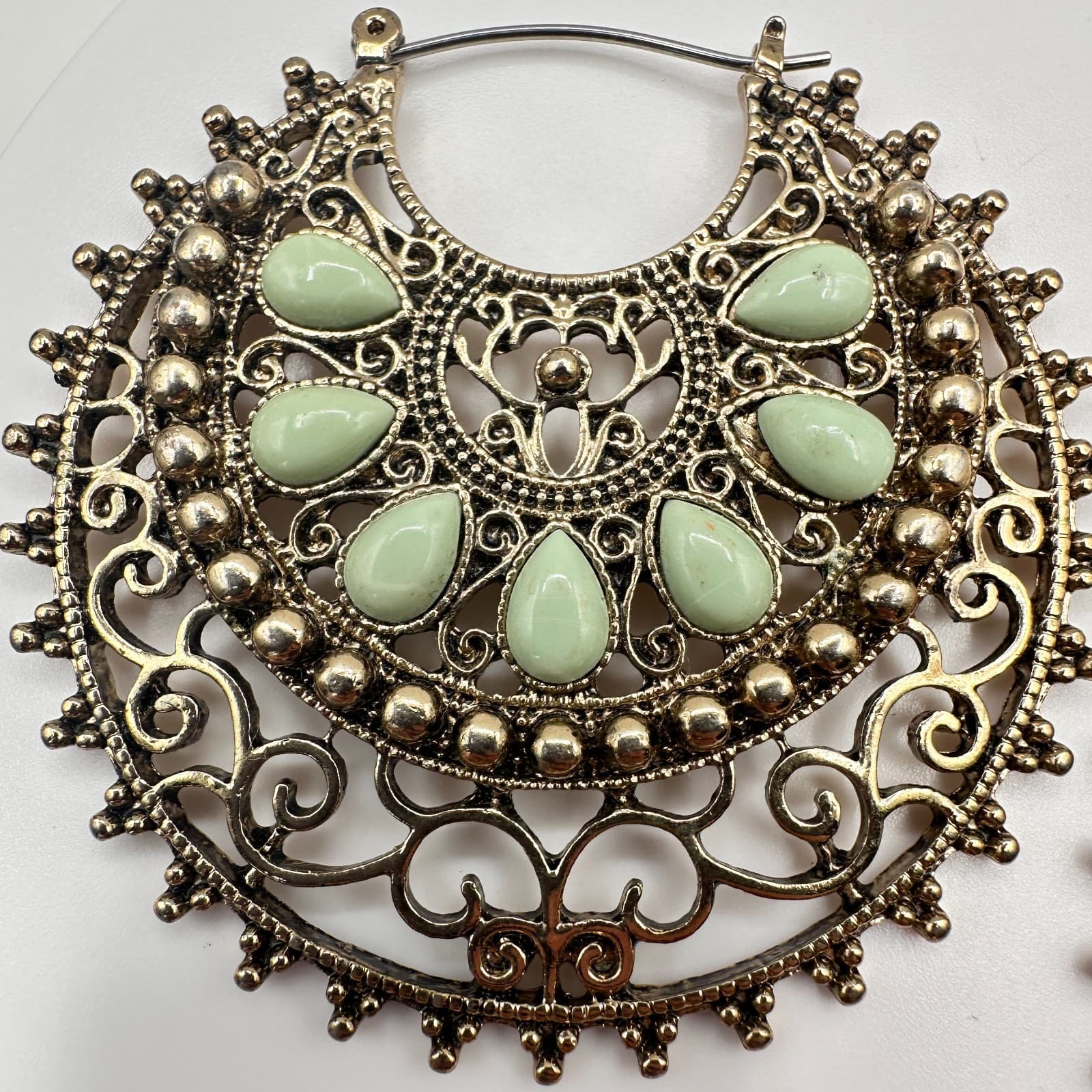 Vintage 90s Mint Green Resin Cabochons Hoop Earrings Gold Tone Women's Jewelry - Thumbnail 3