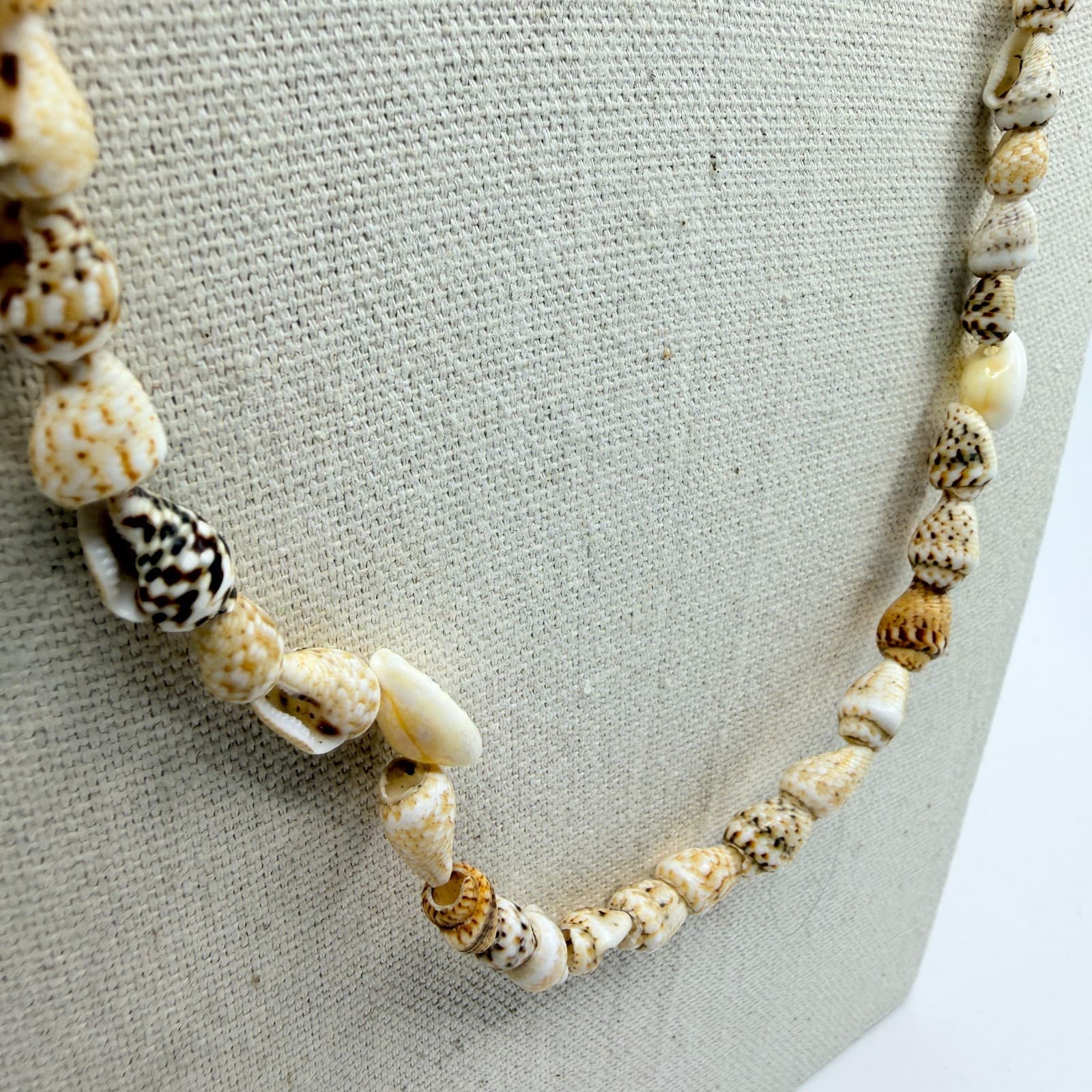 Natural Seashell Strand Necklace Beach Jewelry Cottagecore Layering Accessory - Thumbnail 4