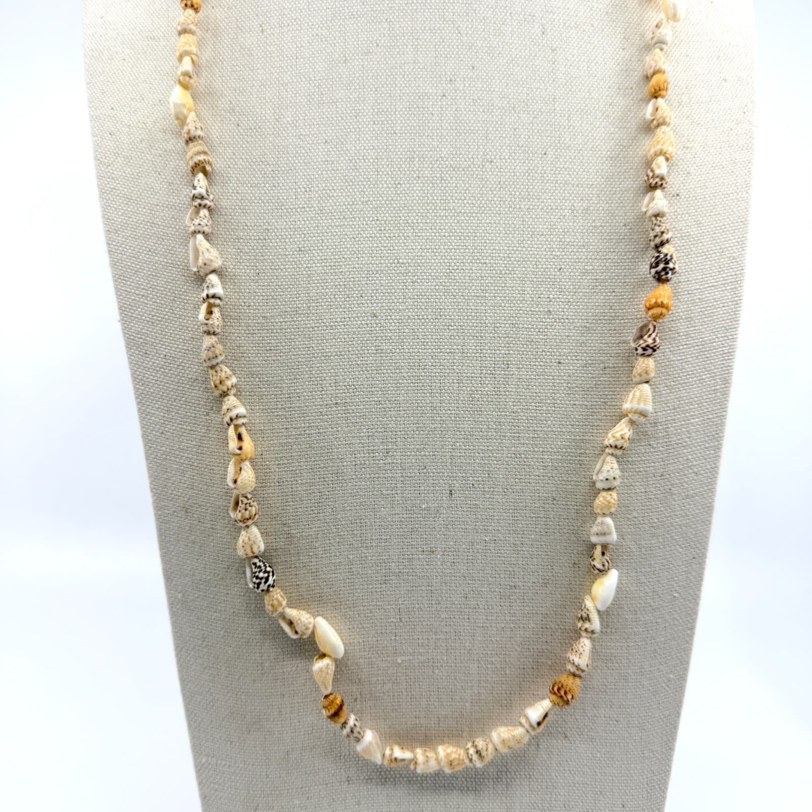 Natural Seashell Strand Necklace Beach Jewelry Cottagecore Layering Accessory