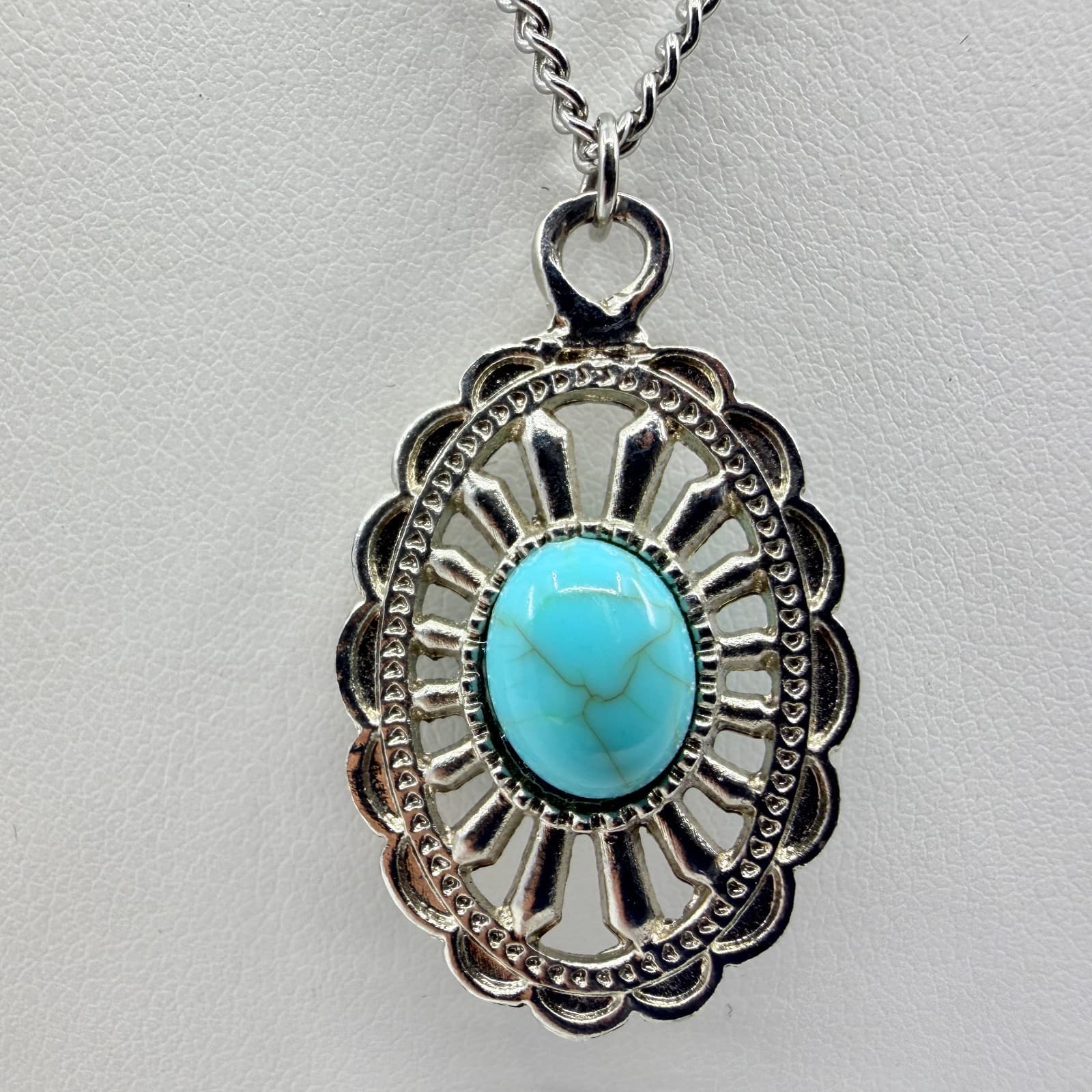 Southwestern Faux Turquoise Silver Tone Oval Pendant Necklace Blue Stone Gift