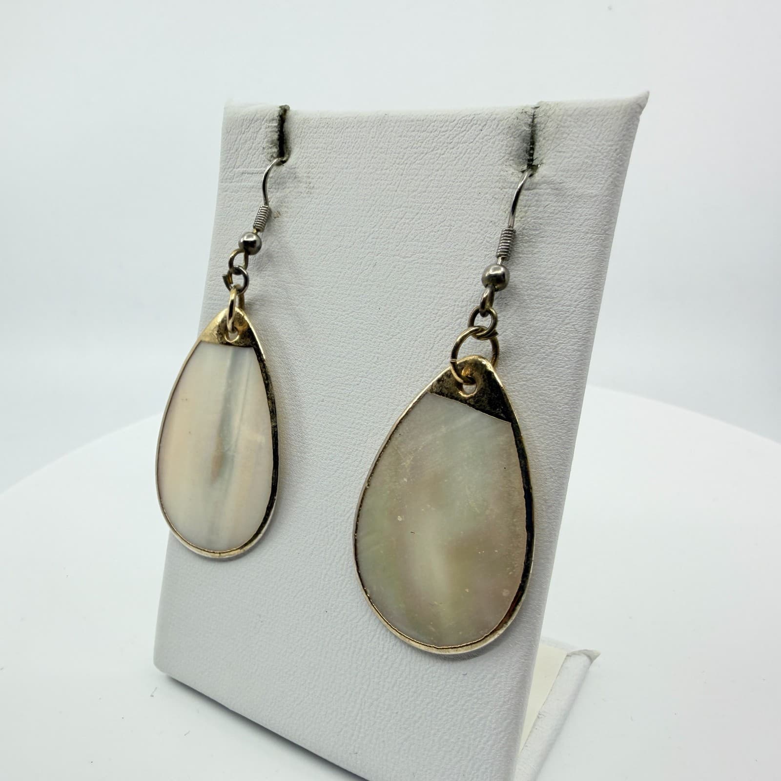 Mother of Pearl Teardrop Dangle Earrings Boho Chic Gold Tone Metal Jewelry Gift - Thumbnail 4