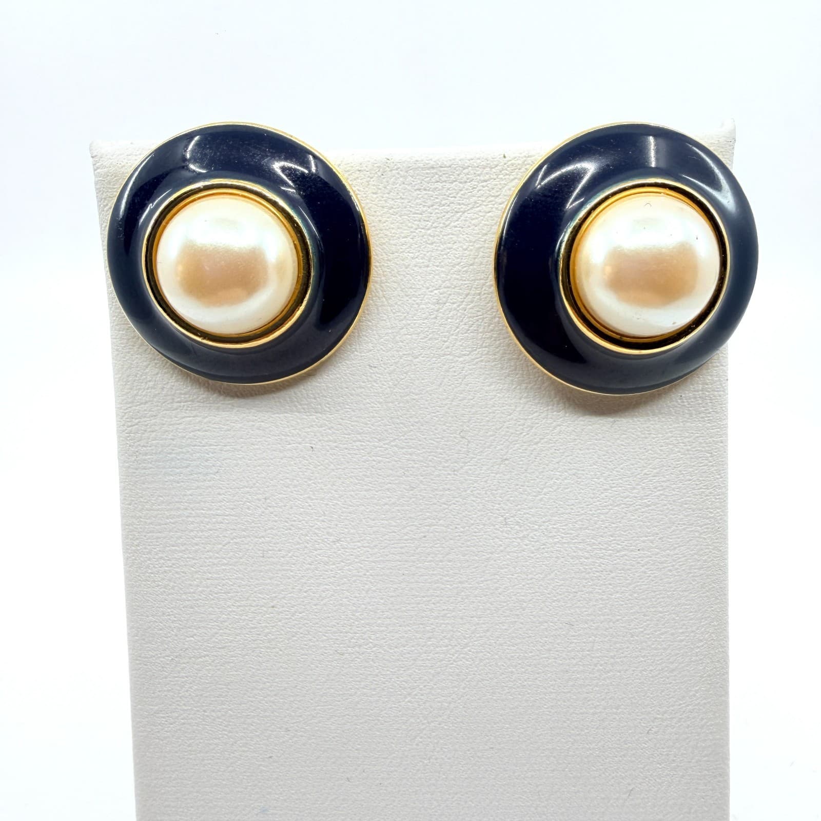 Vintage Navy Enamel Pearl Stud Earrings Gold Tone Classic Statement Jewelry 80s