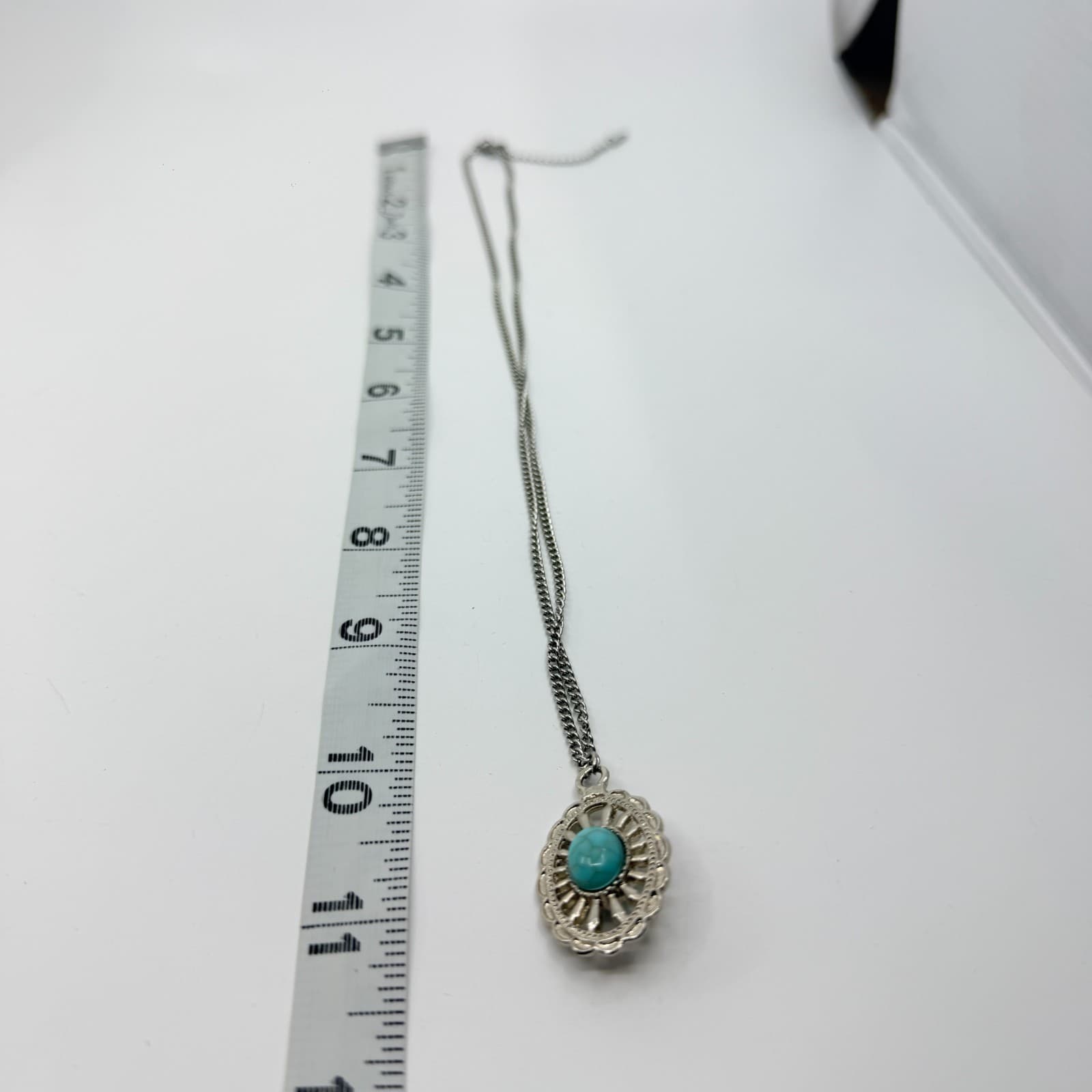 Southwestern Faux Turquoise Silver Tone Oval Pendant Necklace Blue Stone Gift - Thumbnail 8