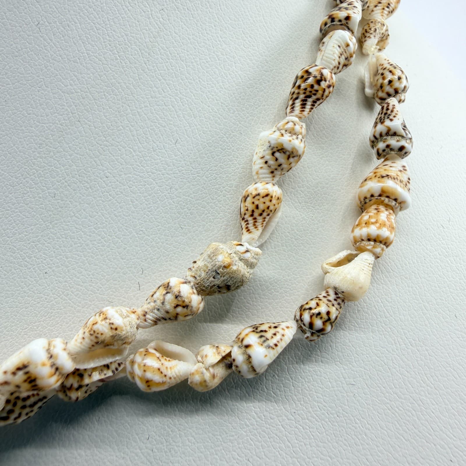 Coastal Seashell Beaded Necklace Boho Beach Summer Jewelry Tan White Natural - Thumbnail 2