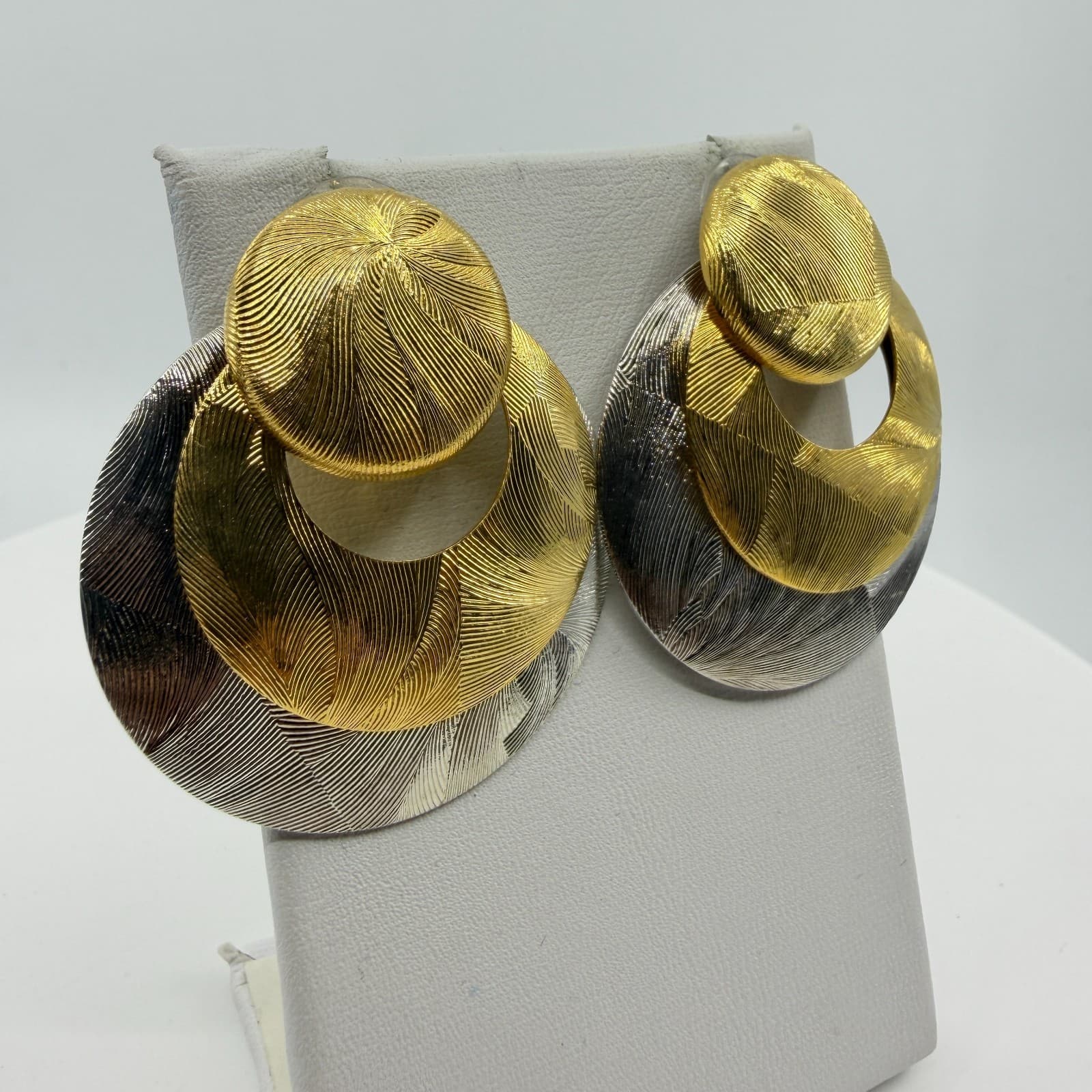 Mixed Metal Two-Tone Textured Statement Stud Earrings Modern Geometric Jewelry - Thumbnail 2