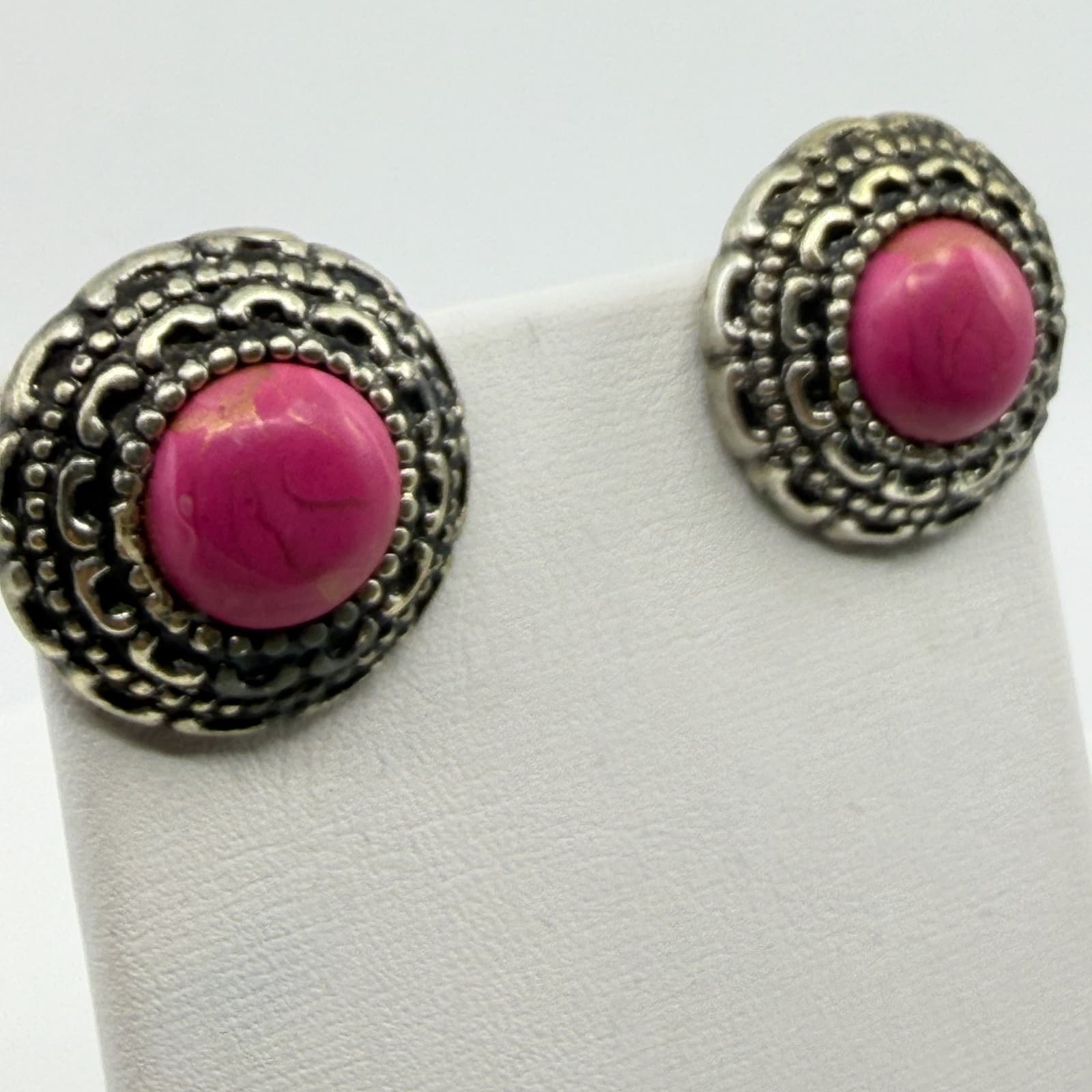 Vintage Style Pink Stone Silver Tone Ornate Clip On Stud Earrings Bohemian Chic - Thumbnail 3