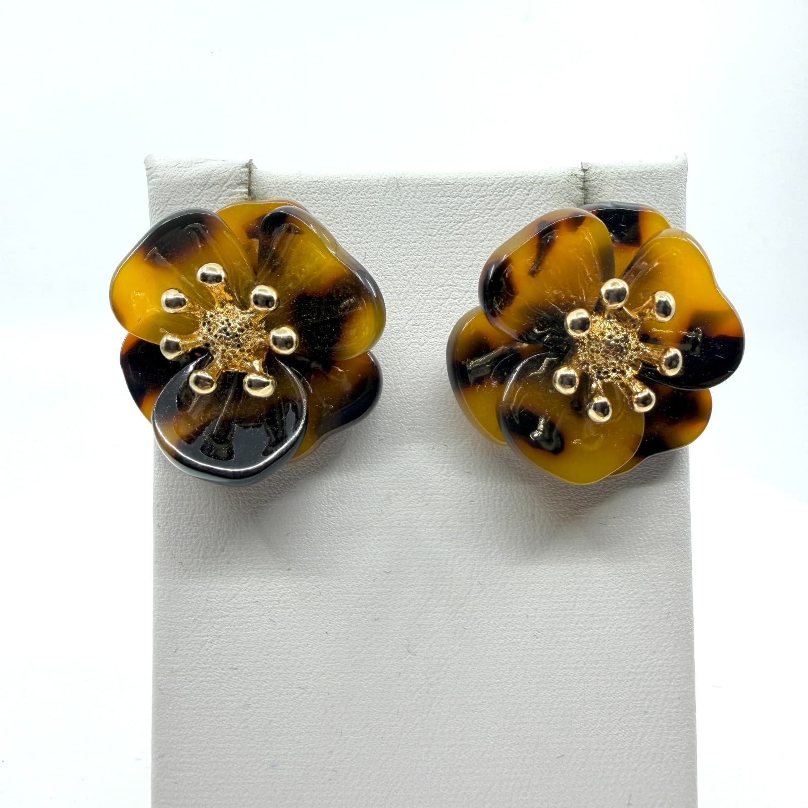 Tortoiseshell Flower Stud Earrings Gold Tone Petal Statement Boutique Chic Gift