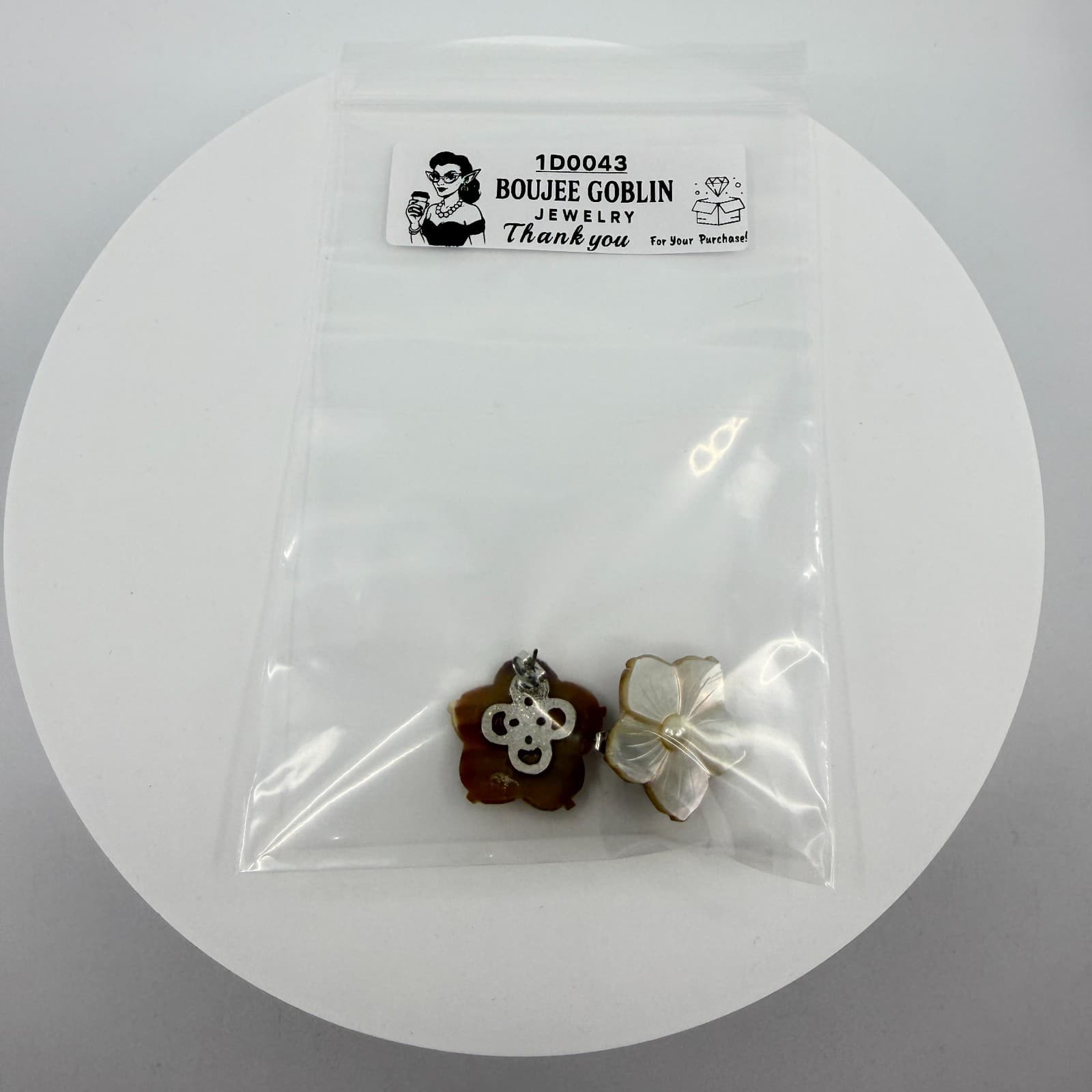 Carved Mother of Pearl Flower Stud Earring with Faux Pearl Center Boho Chic Gift - Thumbnail 9