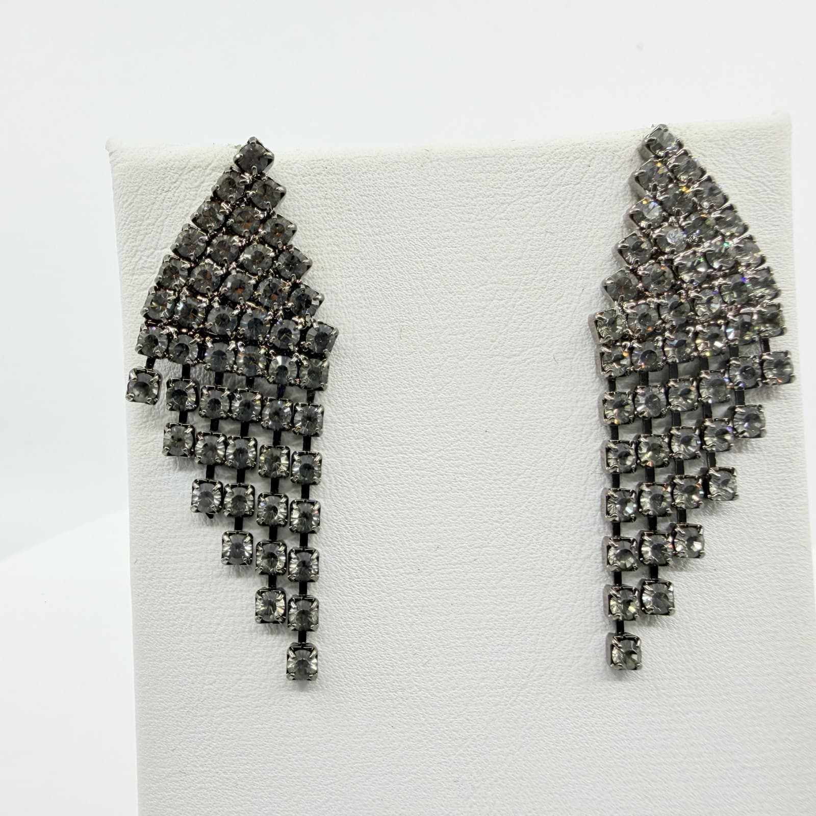 Y2K Glitzy Cascading Crystal Dangle Earrings Silver Tone Statement Glamour Gift - Thumbnail 4