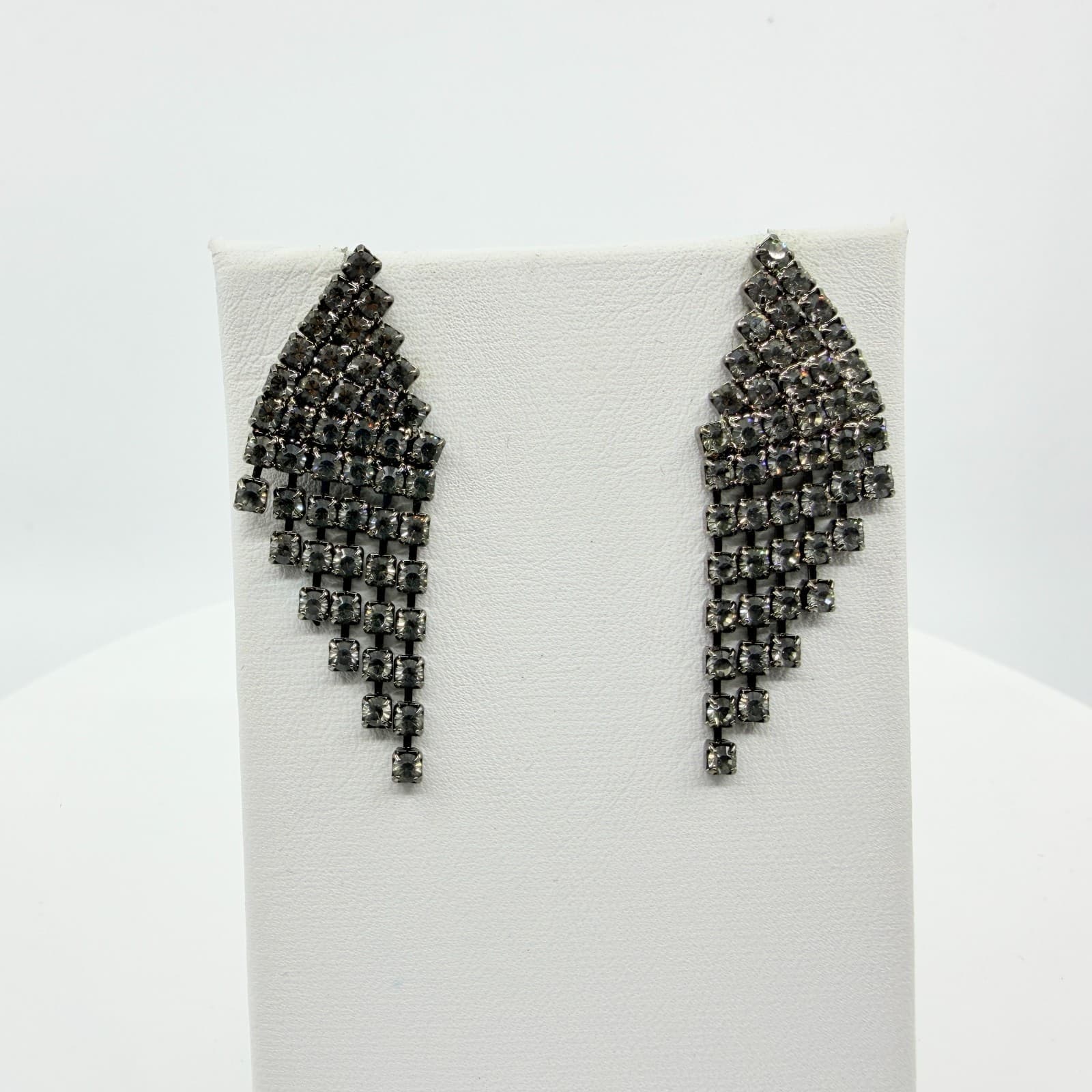 Y2K Glitzy Cascading Crystal Dangle Earrings Silver Tone Statement Glamour Gift - Thumbnail 6