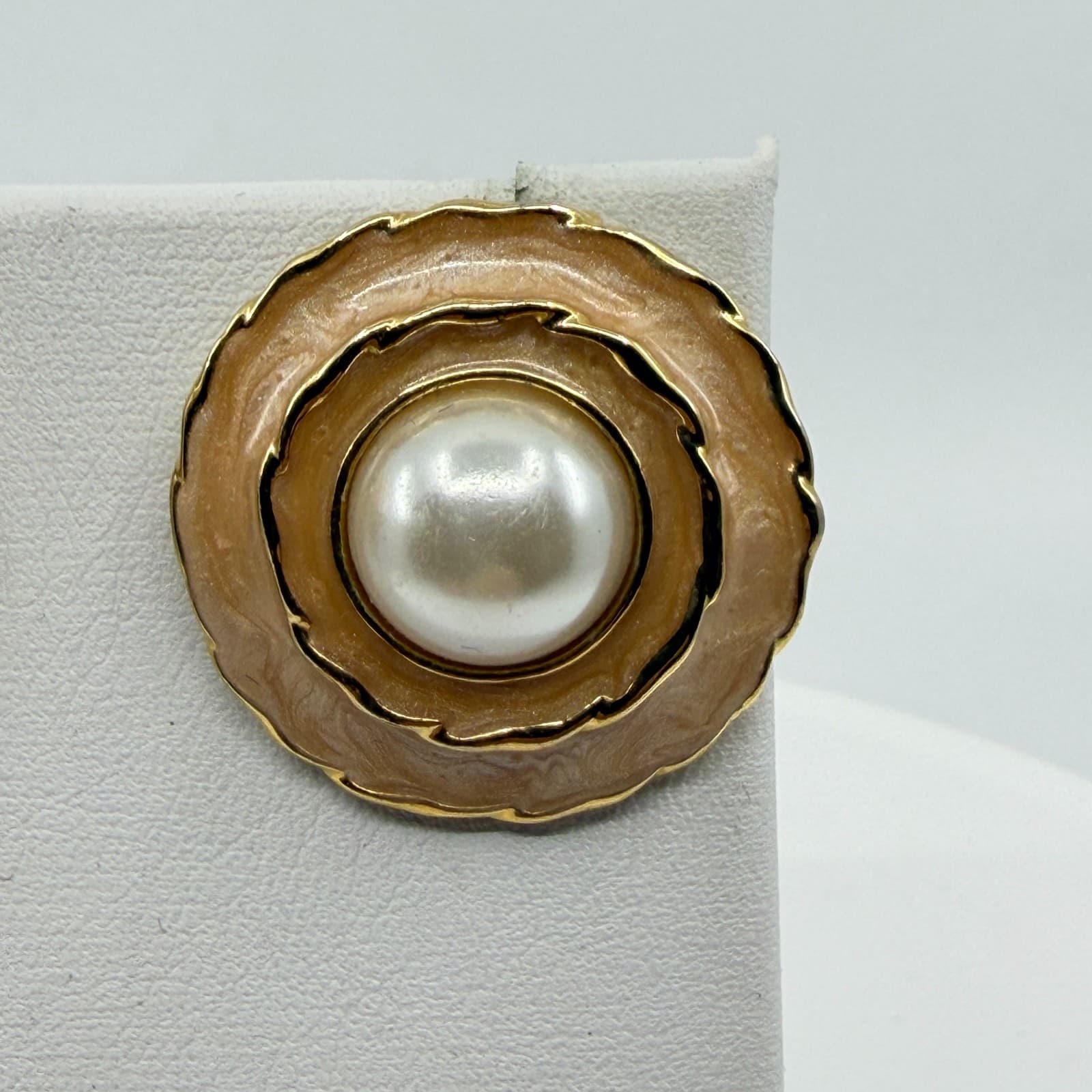 Elegant Pearl Enamel Swirl Stud Earrings Gold Tone Statement Jewelry Gift 80s - Thumbnail 6