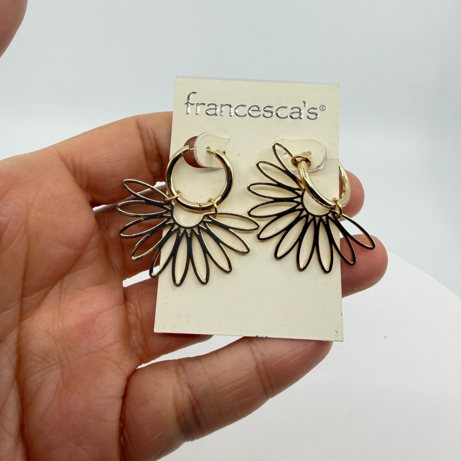 Francesca's Gold Tone Sunburst Flower Hoop Earrings Statement Boho Gift Idea Y2K - Thumbnail 6