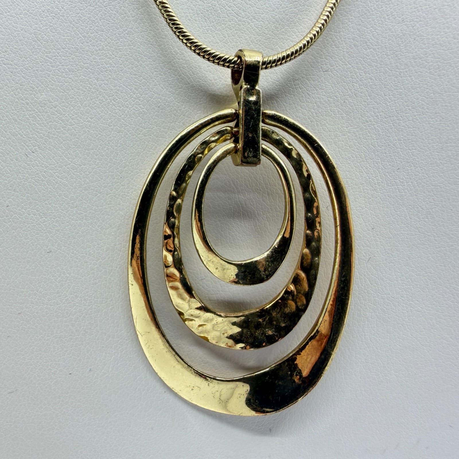Gold Tone Hammered Oval Pendant Necklace Statement Layered Look Modern Jewelry - Thumbnail 3
