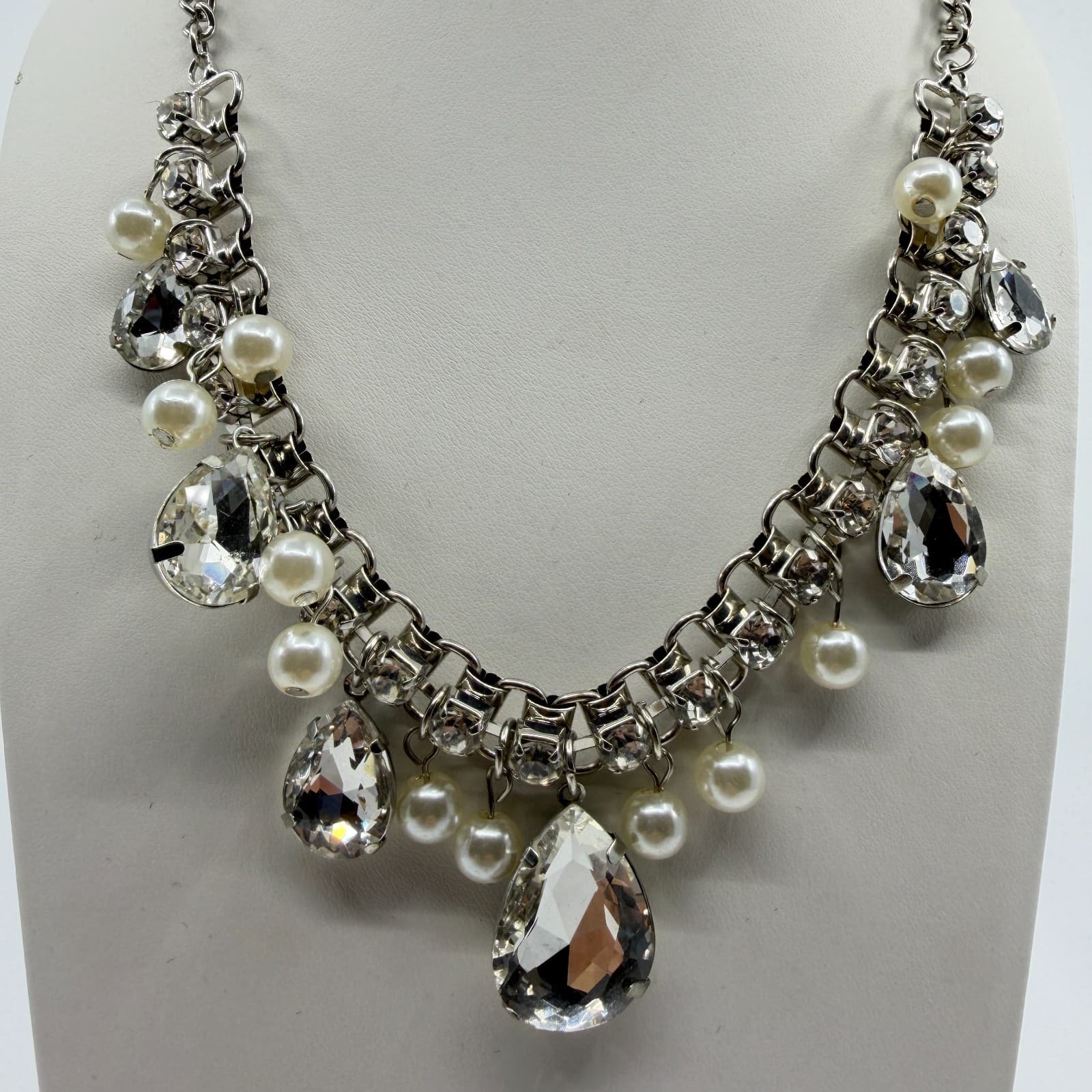 Glamorous Statement Necklace Clear Crystal Teardrop Faux Pearl Silver Tone Party - Thumbnail 2