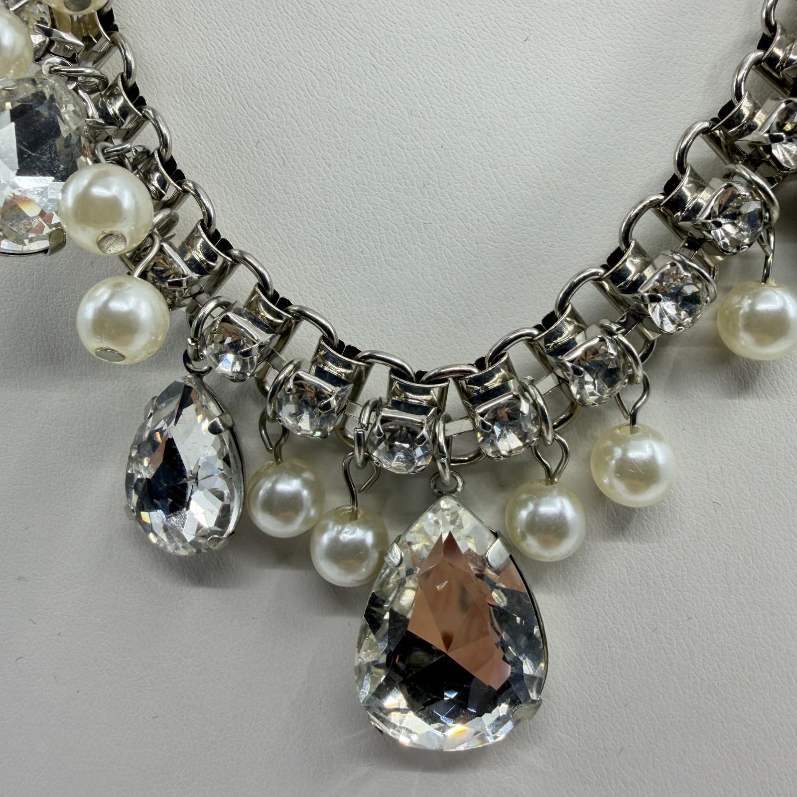 Glamorous Statement Necklace Clear Crystal Teardrop Faux Pearl Silver Tone Party - Thumbnail 10