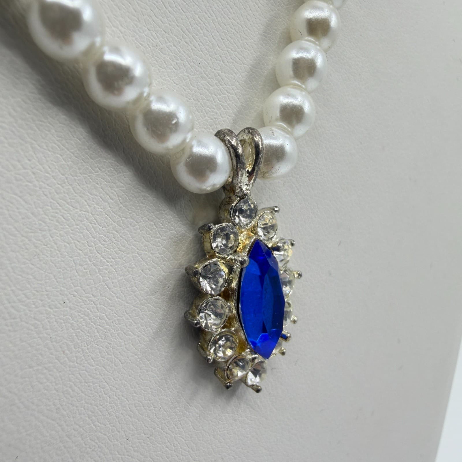 Faux Pearl Necklace Royal Blue Marquise Rhinestone Pendant Statement Jewelry - Thumbnail 5