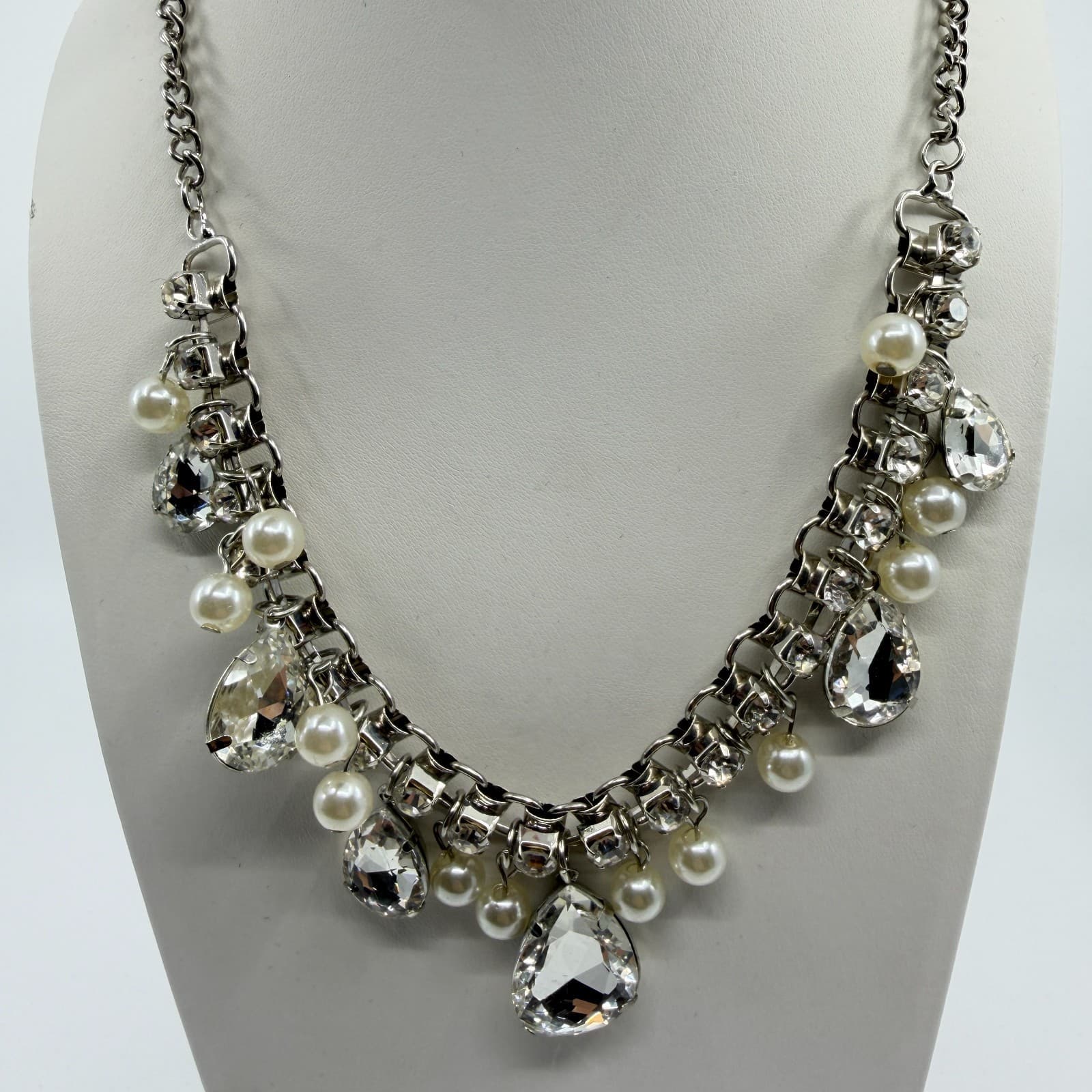 Glamorous Statement Necklace Clear Crystal Teardrop Faux Pearl Silver Tone Party - Thumbnail 9
