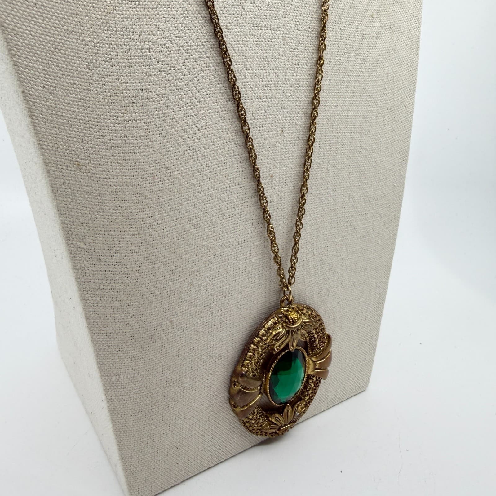 Ornate Gold Tone Emerald Cut Glass Pendant Necklace Statement Filigree Victorian - Thumbnail 5
