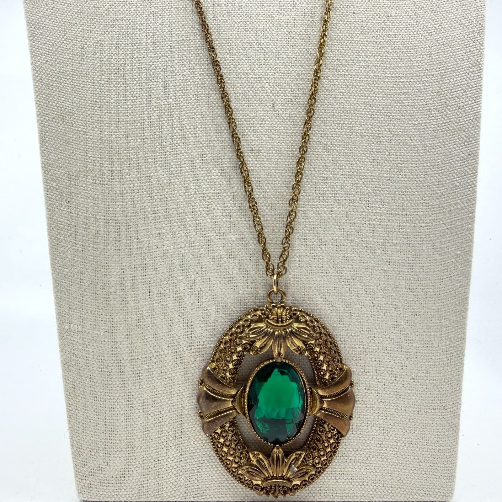Ornate Gold Tone Emerald Cut Glass Pendant Necklace Statement Filigree Victorian - Thumbnail 2
