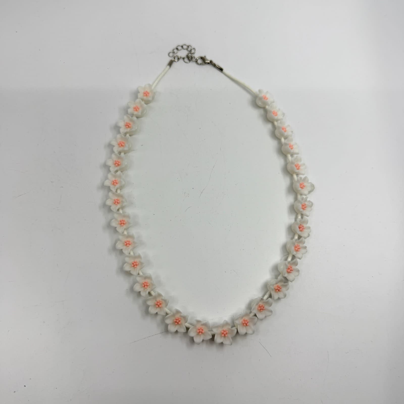 White Floral Petal Necklace Romantic Coquette Aesthetic Dainty Cottagecore Charm - Thumbnail 9
