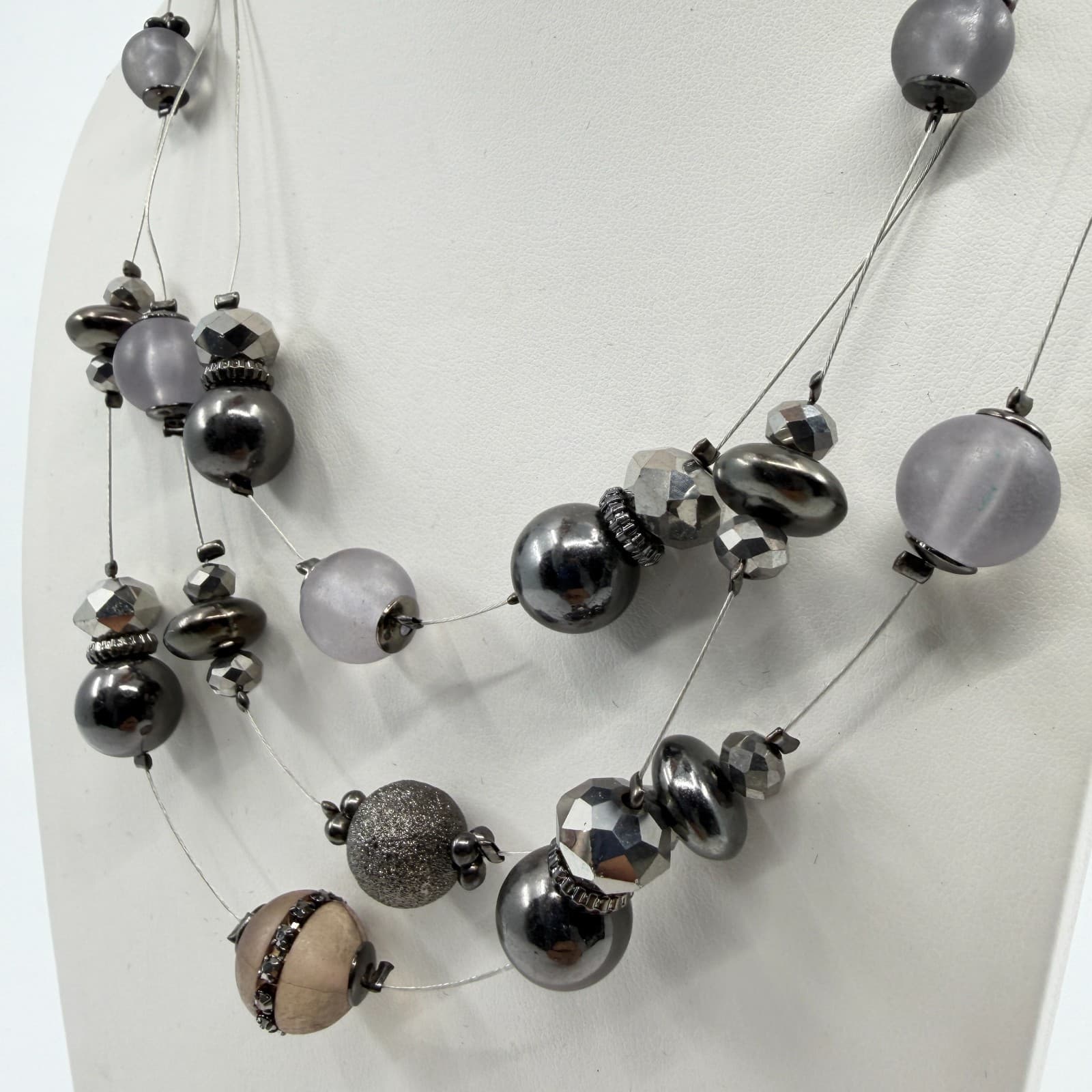 Multi-Strand Statement Necklace Gray Frosted Beads Metallic Accents Chic Jewelry - Thumbnail 8