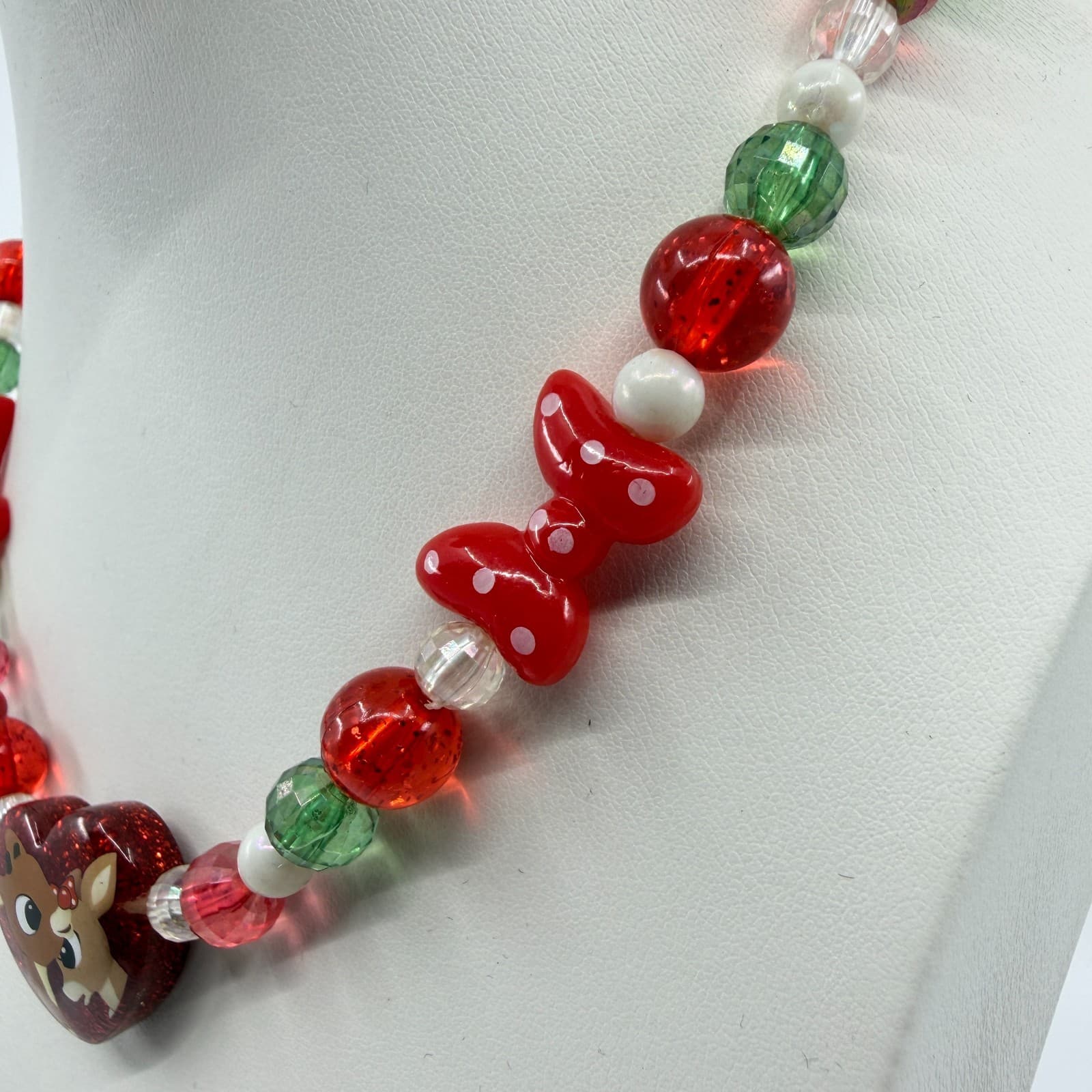 Y2K Festive Polka Dot Reindeer Heart Bead Necklace Holiday Statement Gift Piece - Thumbnail 7